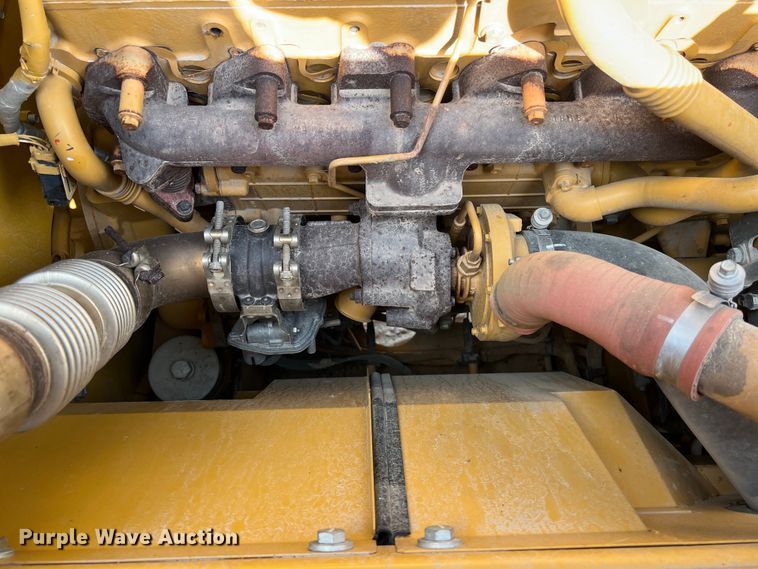 image for item DO2465 2017 Caterpillar 323F L excavator