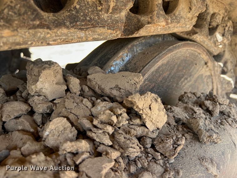 image for item DO2465 2017 Caterpillar 323F L excavator