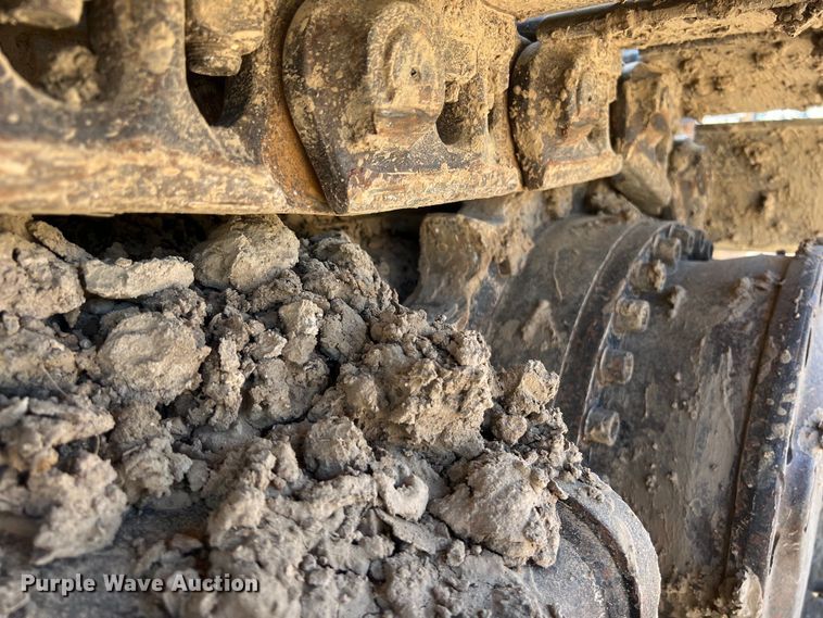 image for item DO2465 2017 Caterpillar 323F L excavator