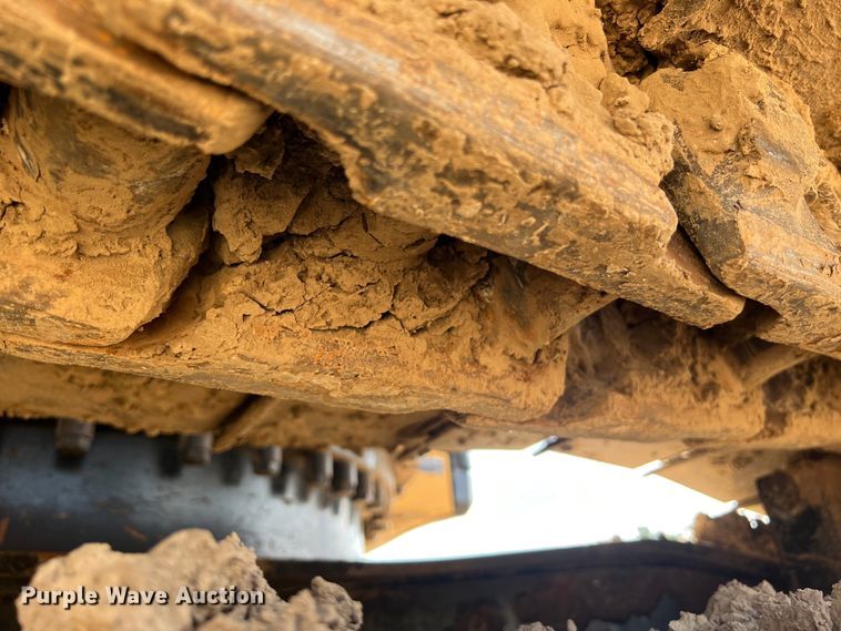 image for item DO2465 2017 Caterpillar 323F L excavator