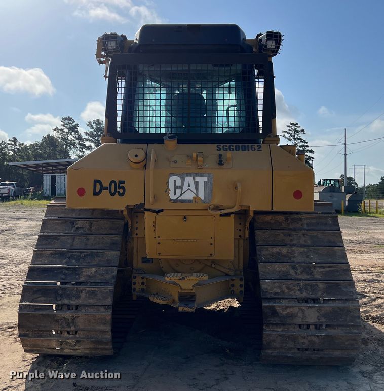 image for item DO2466 2017 Caterpillar D6N LGP dozer