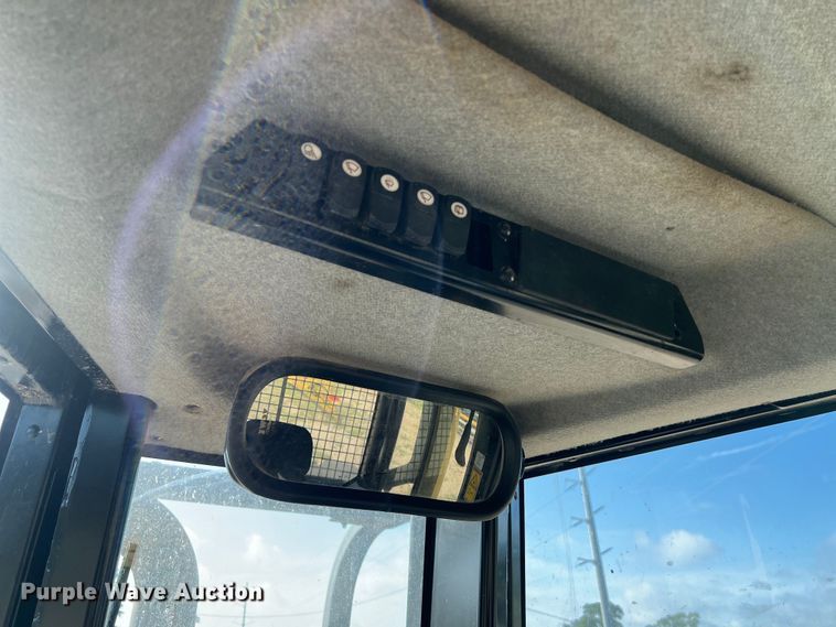 image for item DO2466 2017 Caterpillar D6N LGP dozer