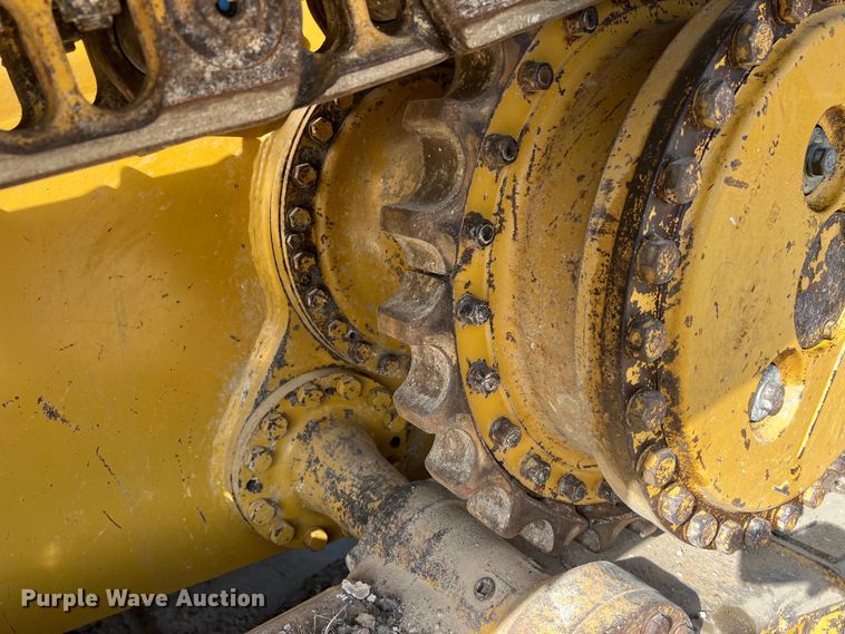 image for item DO2466 2017 Caterpillar D6N LGP dozer