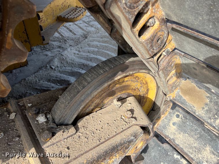 image for item DO2466 2017 Caterpillar D6N LGP dozer