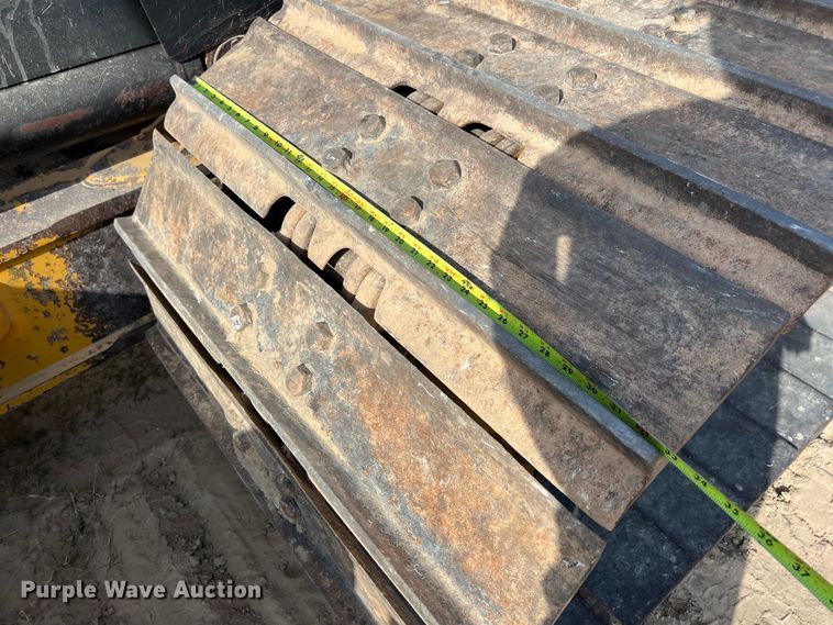 image for item DO2466 2017 Caterpillar D6N LGP dozer