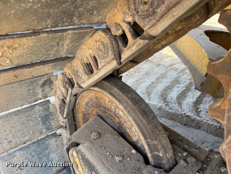 image for item DO2466 2017 Caterpillar D6N LGP dozer