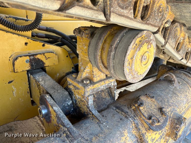 image for item DO2466 2017 Caterpillar D6N LGP dozer