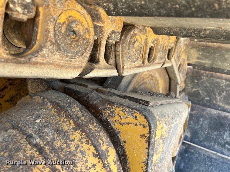 image for item DO2466 2017 Caterpillar D6N LGP dozer