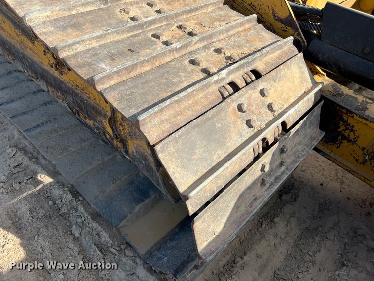 image for item DO2466 2017 Caterpillar D6N LGP dozer