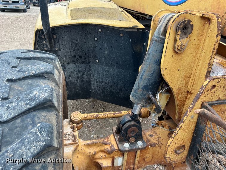 image for item DO2468 2003 Caterpillar TH460B telehandler