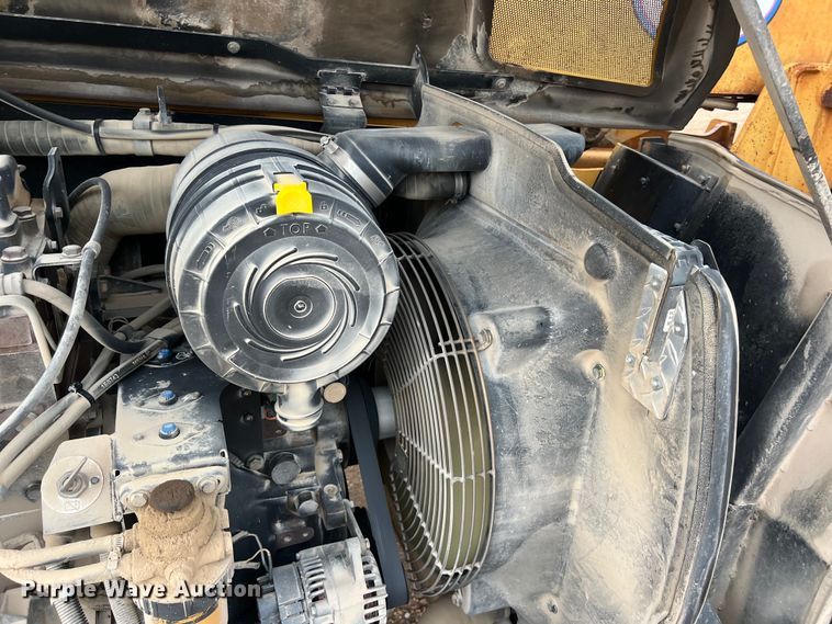 image for item DO2468 2003 Caterpillar TH460B telehandler