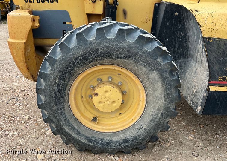 image for item DO2468 2003 Caterpillar TH460B telehandler