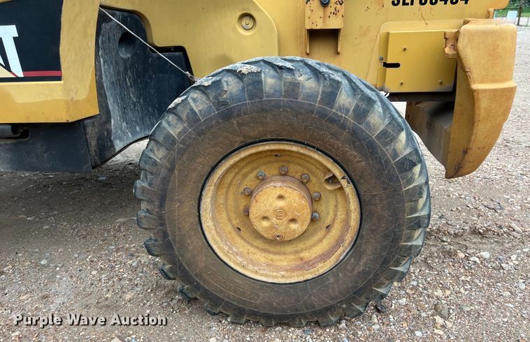 image for item DO2468 2003 Caterpillar TH460B telehandler