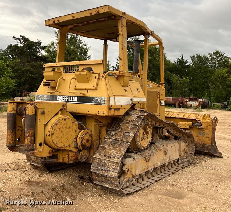 image for item DO2469 1996 Caterpillar D4H XL dozer