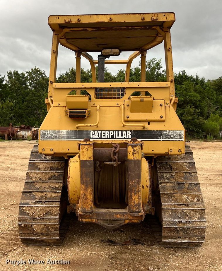 image for item DO2469 1996 Caterpillar D4H XL dozer