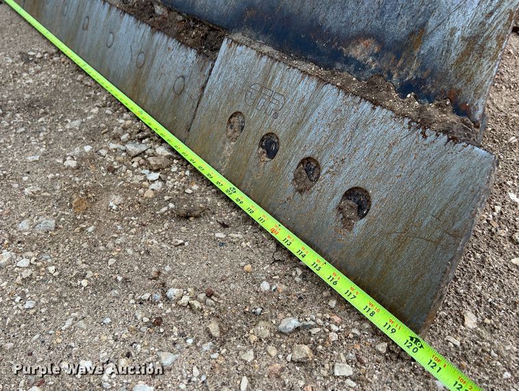 image for item DO2469 1996 Caterpillar D4H XL dozer