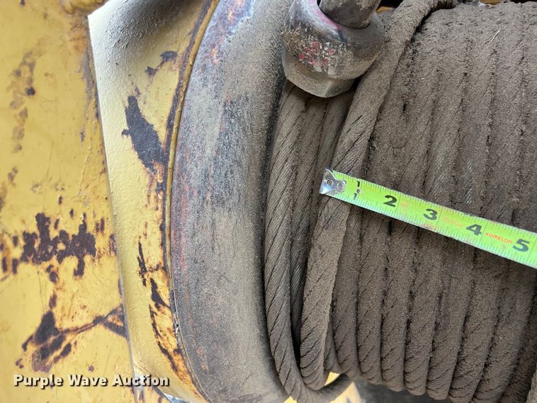 image for item DO2469 1996 Caterpillar D4H XL dozer