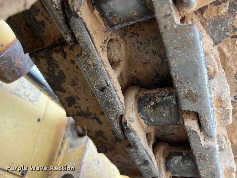 image for item DO2469 1996 Caterpillar D4H XL dozer