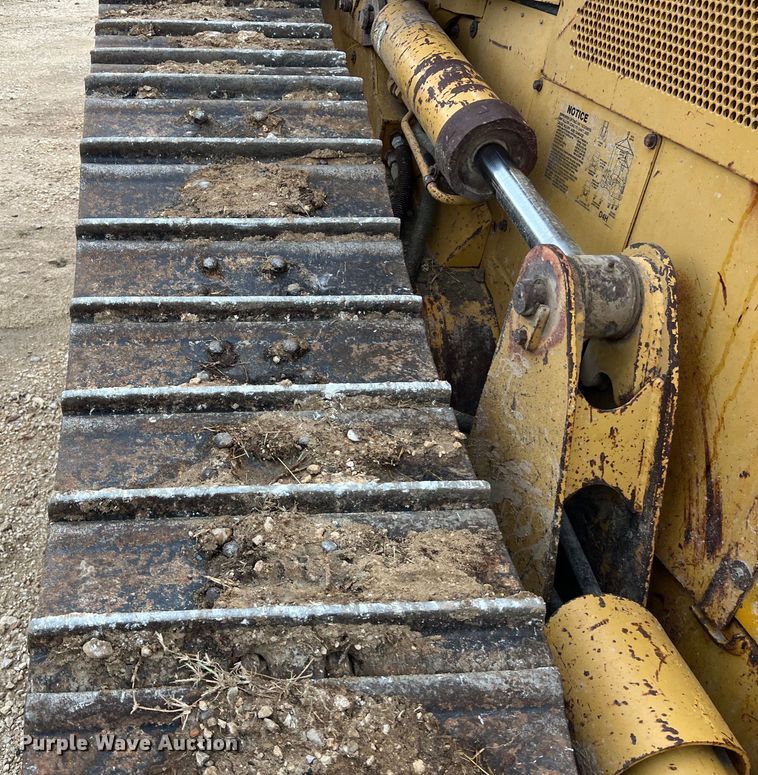 image for item DO2469 1996 Caterpillar D4H XL dozer