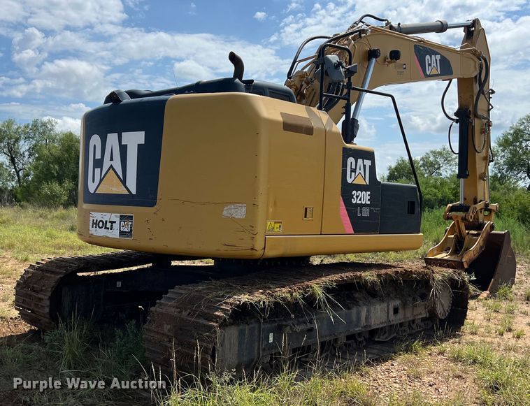 image for item DO2482 2014 Caterpillar 320E LRR excavator