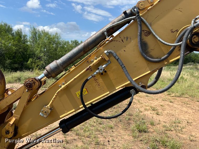 image for item DO2482 2014 Caterpillar 320E LRR excavator