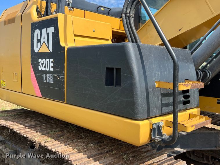 image for item DO2482 2014 Caterpillar 320E LRR excavator