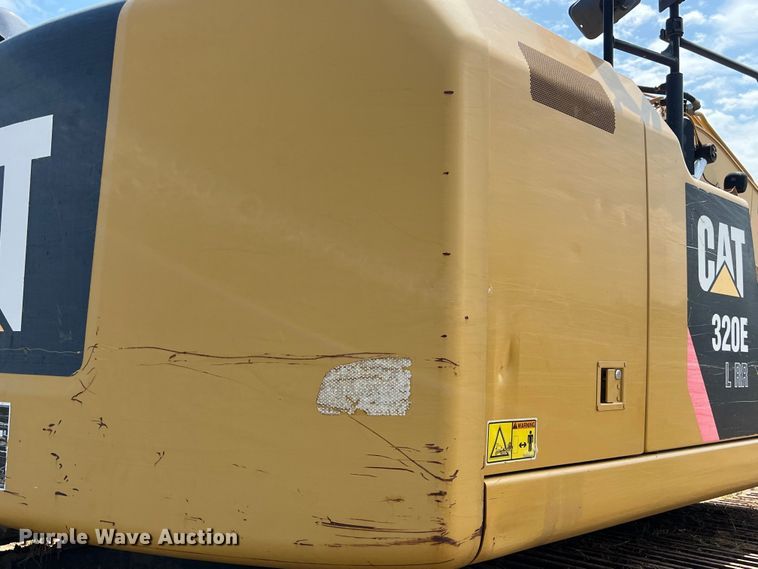 image for item DO2482 2014 Caterpillar 320E LRR excavator