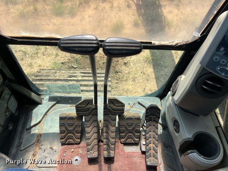 image for item DO2482 2014 Caterpillar 320E LRR excavator