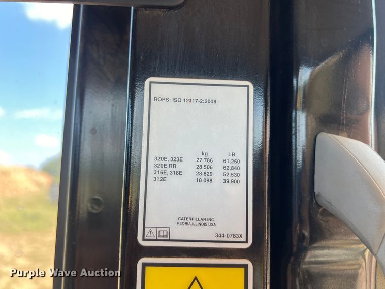 image for item DO2482 2014 Caterpillar 320E LRR excavator