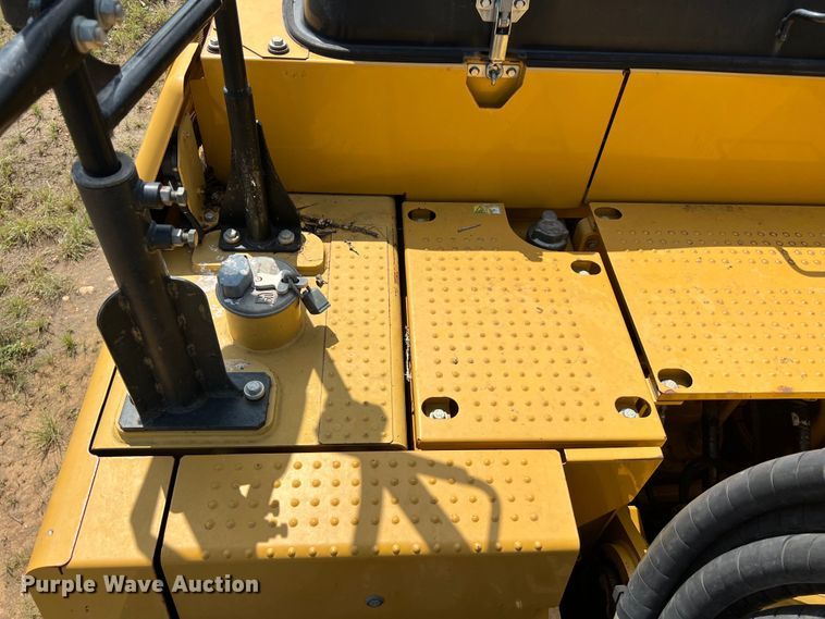 image for item DO2482 2014 Caterpillar 320E LRR excavator