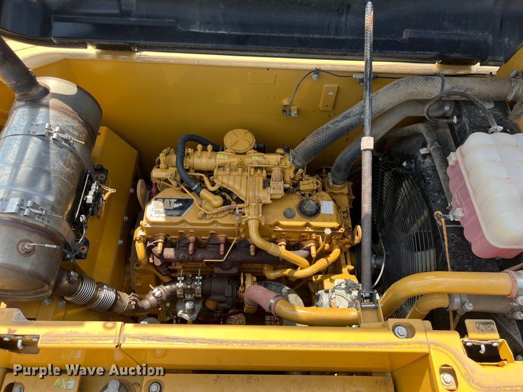 image for item DO2482 2014 Caterpillar 320E LRR excavator