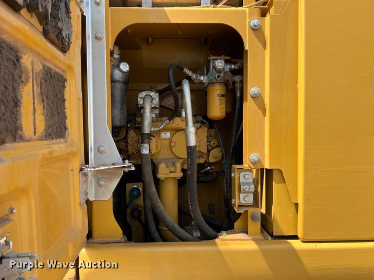 image for item DO2482 2014 Caterpillar 320E LRR excavator