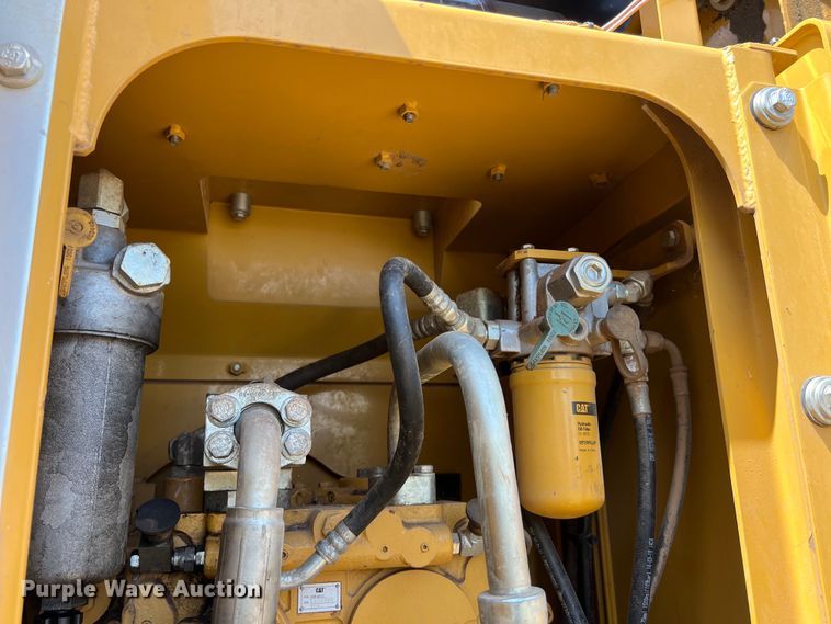 image for item DO2482 2014 Caterpillar 320E LRR excavator