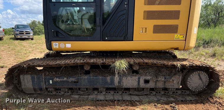 image for item DO2482 2014 Caterpillar 320E LRR excavator