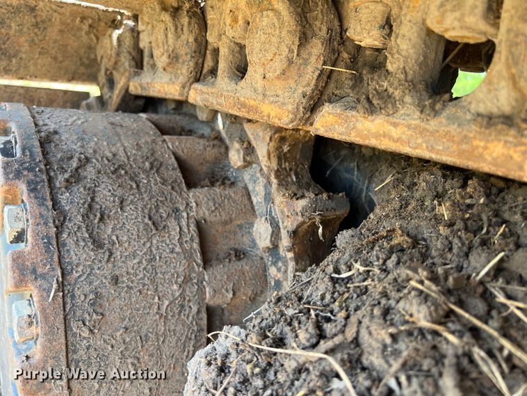 image for item DO2482 2014 Caterpillar 320E LRR excavator