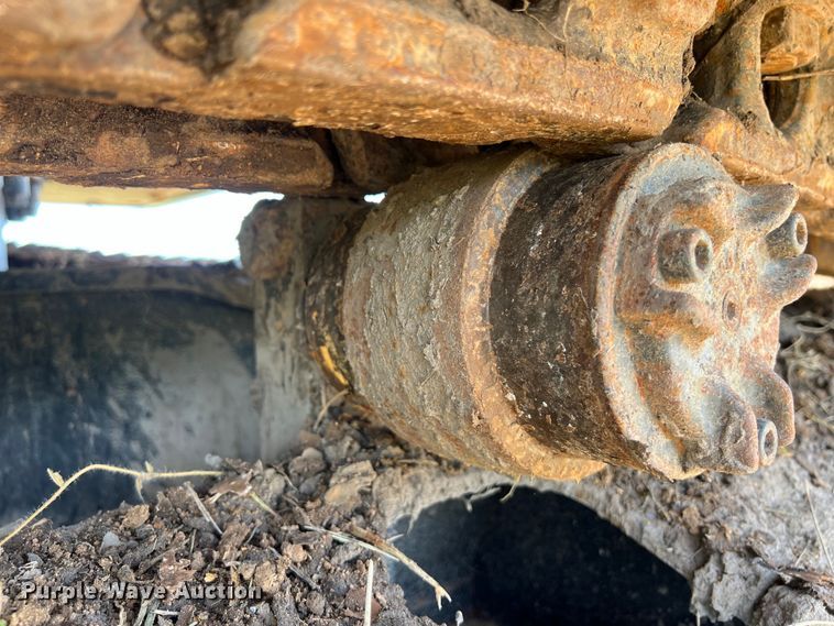 image for item DO2482 2014 Caterpillar 320E LRR excavator