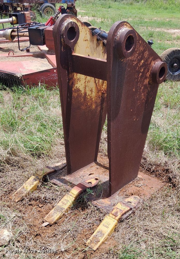 image for item DO2482 2014 Caterpillar 320E LRR excavator