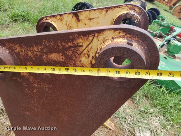 image for item DO2482 2014 Caterpillar 320E LRR excavator