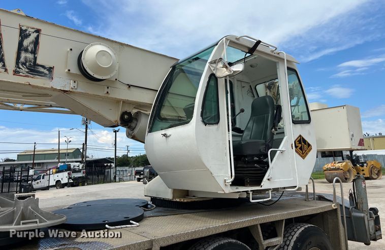 image for item DO2485 2001 Terex T340 crane