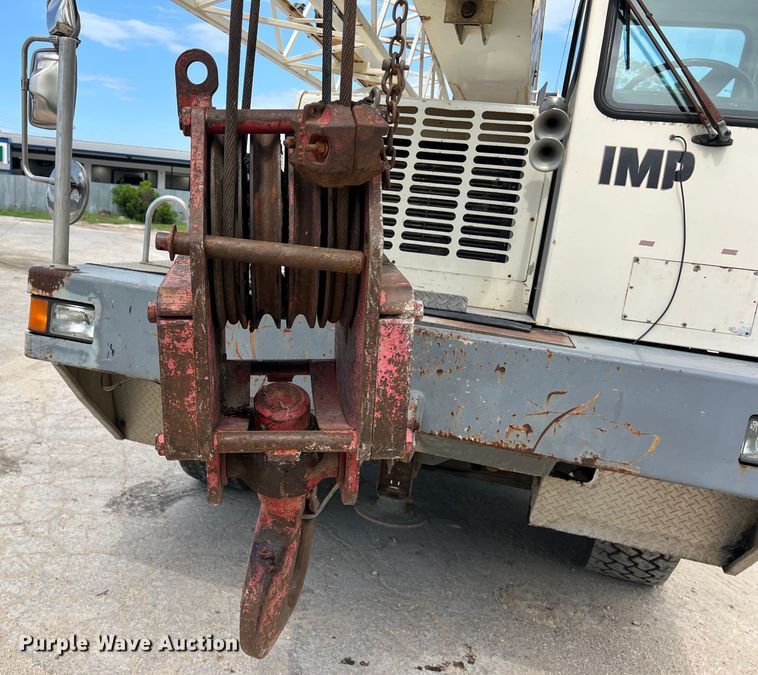 image for item DO2485 2001 Terex T340 crane