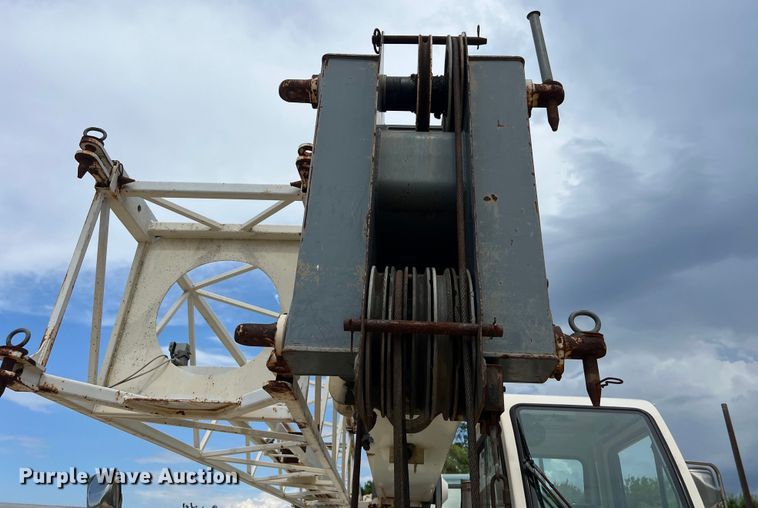 image for item DO2485 2001 Terex T340 crane