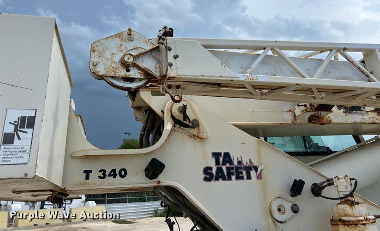 image for item DO2485 2001 Terex T340 crane