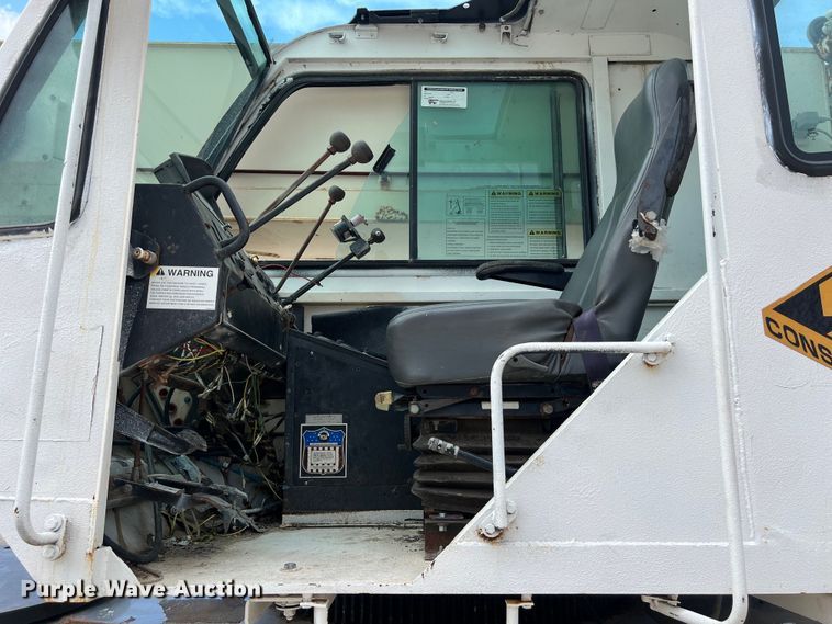 image for item DO2485 2001 Terex T340 crane