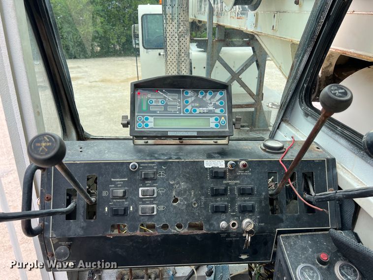 image for item DO2485 2001 Terex T340 crane