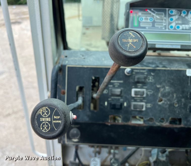 image for item DO2485 2001 Terex T340 crane