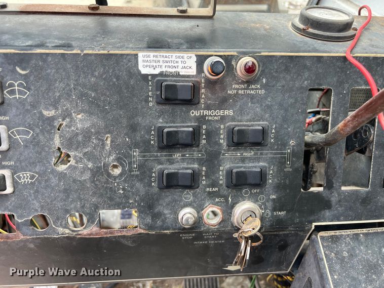 image for item DO2485 2001 Terex T340 crane