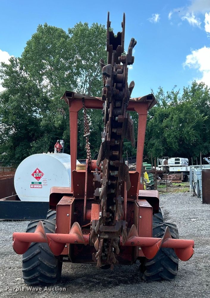 image for item DO6571 Ditch Witch R65 trencher
