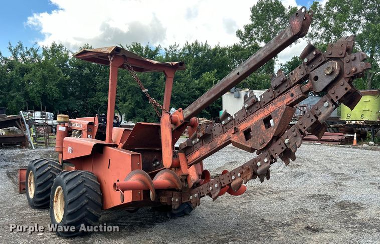 image for item DO6571 Ditch Witch R65 trencher
