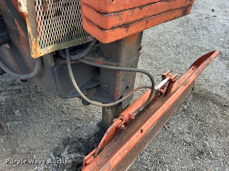 image for item DO6571 Ditch Witch R65 trencher