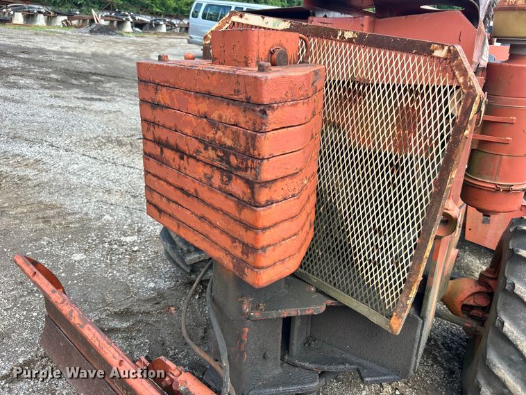 image for item DO6571 Ditch Witch R65 trencher